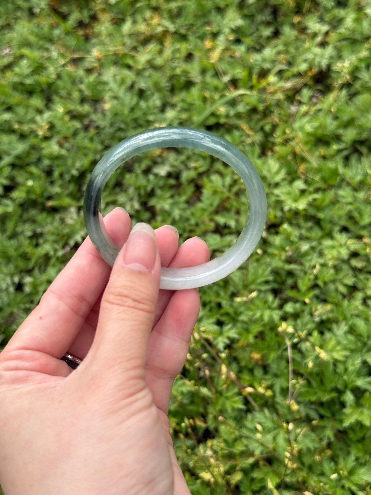 “half mountain, half water” jadeite SIZE 51 52